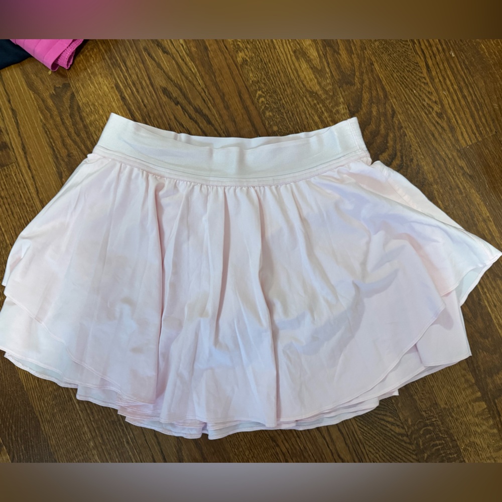 Lululemon Court Rival High-Rise Tennis Skirt *FROM A DOG FRIENDLY HOME*